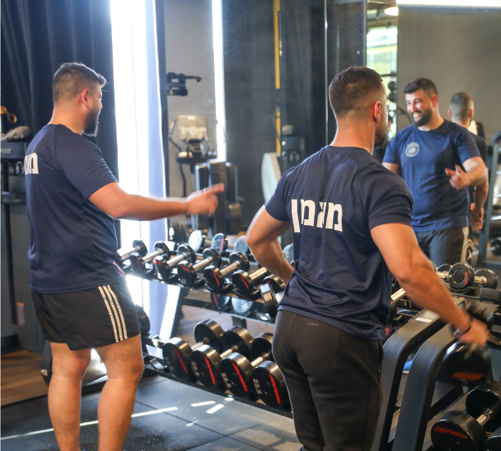 מאמן חדר כושר-06