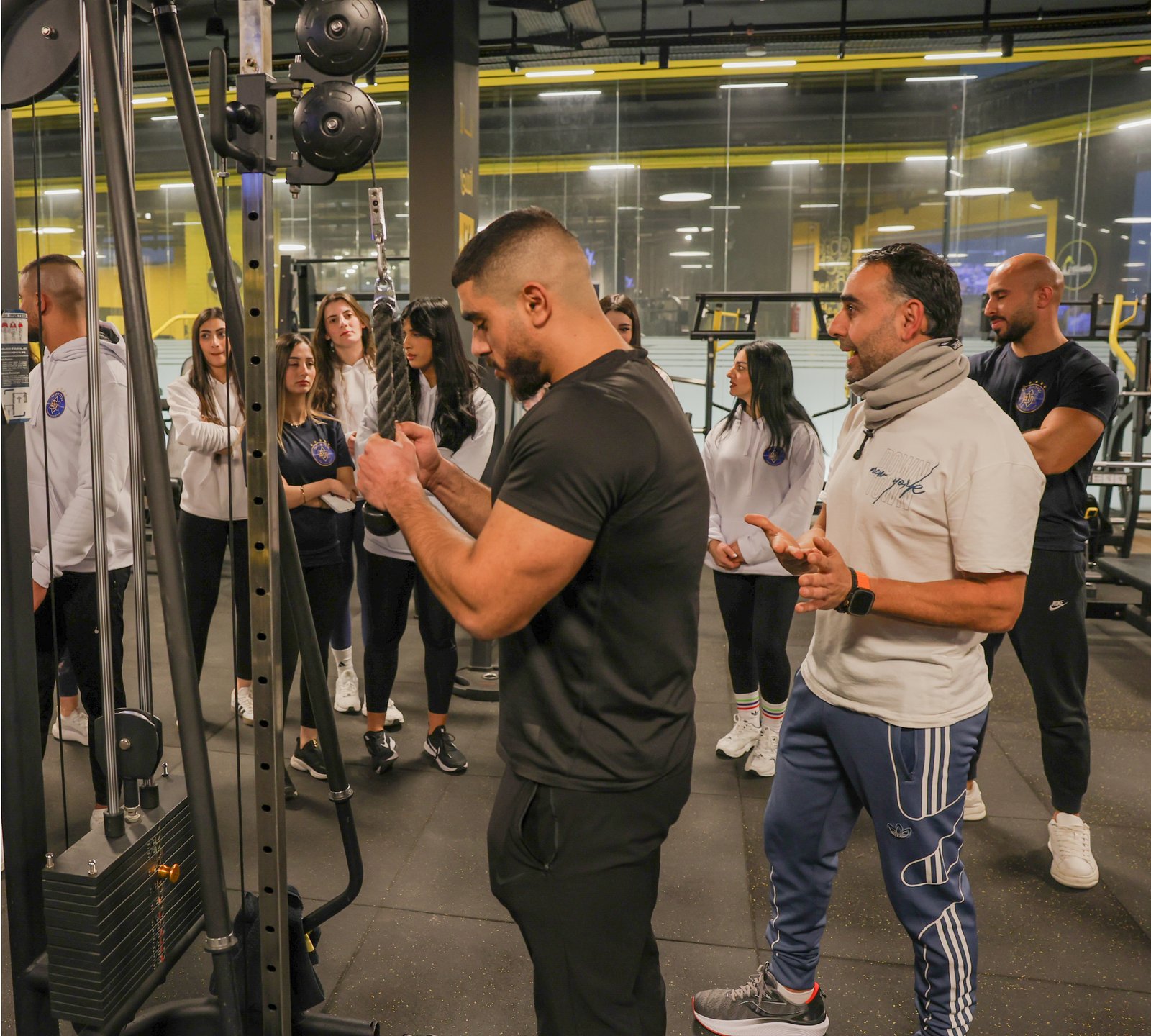 מאמן חדר כושר-10