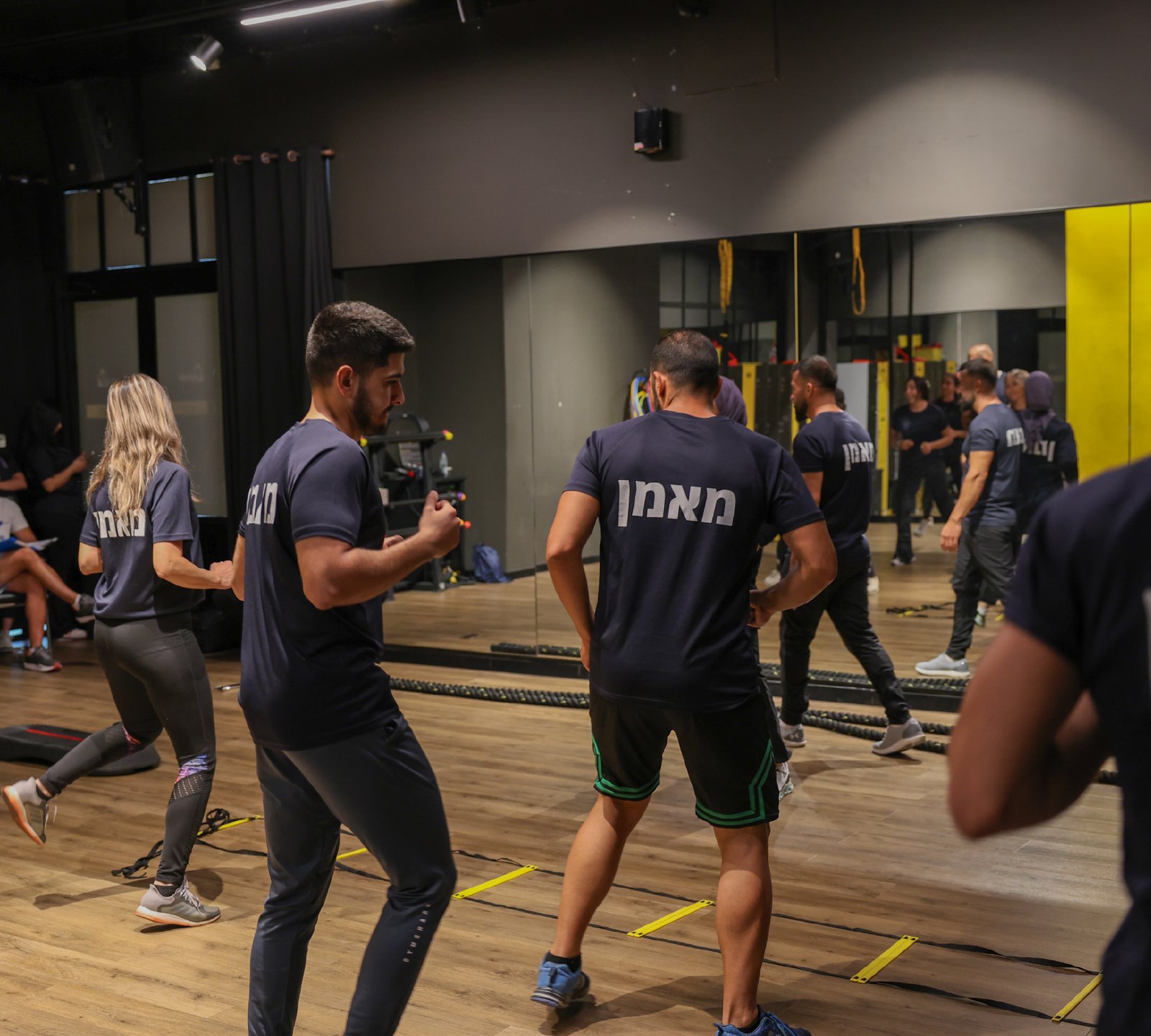 חדר כושר 3-11-25-04